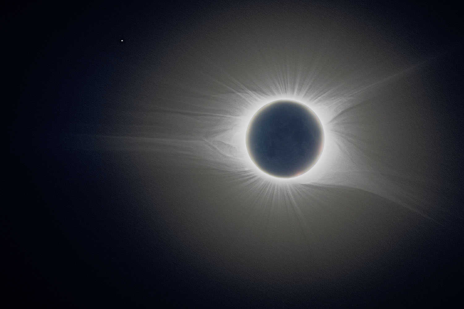 Photographing a Total Solar Eclipse